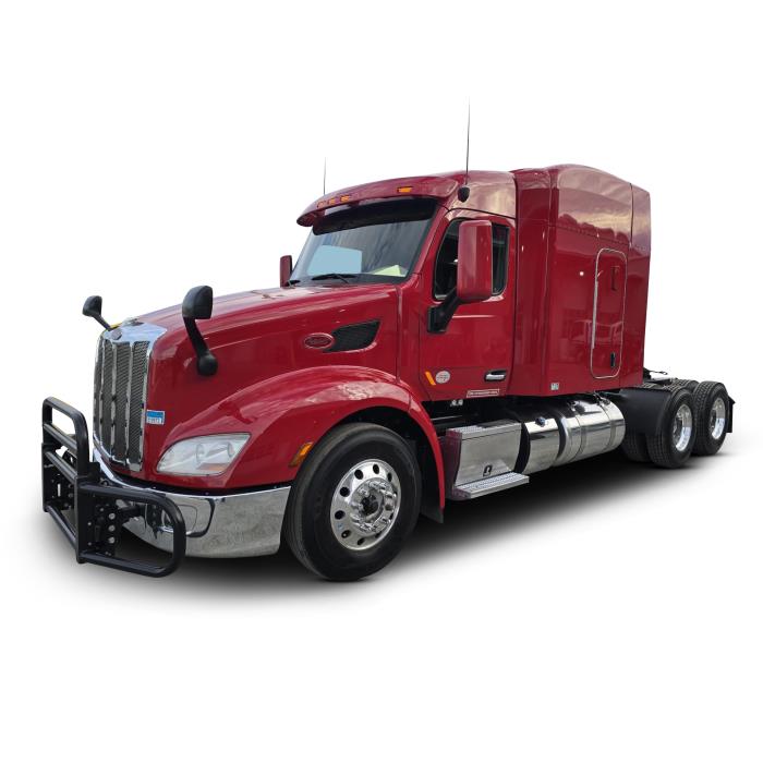 2022 Peterbilt 579-0