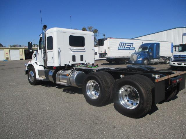 2025 Peterbilt 567-3