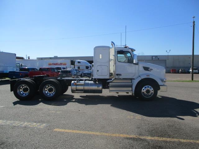 2025 Peterbilt 567-6