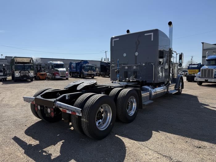 2026 Peterbilt 589-7