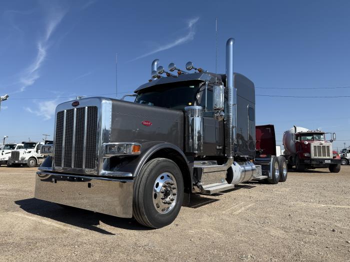 2026 Peterbilt 589-2