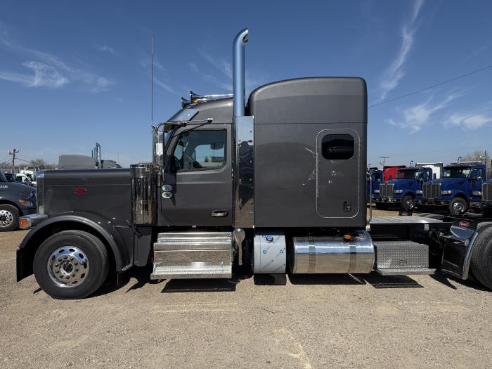 2026 Peterbilt 589-5