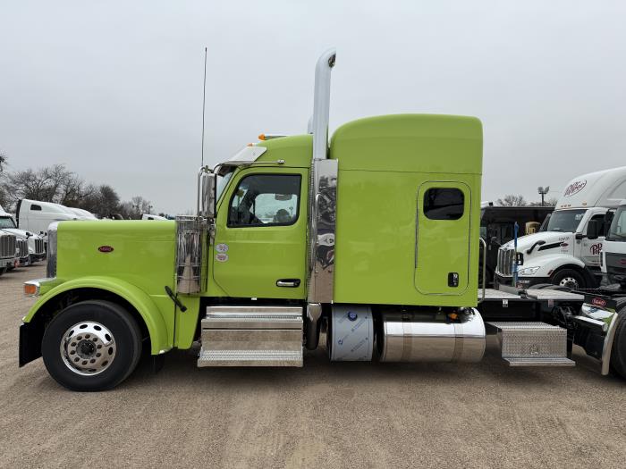 2026 Peterbilt 589-4