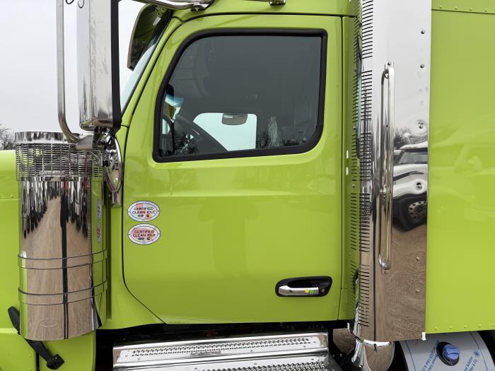 2026 Peterbilt 589-26