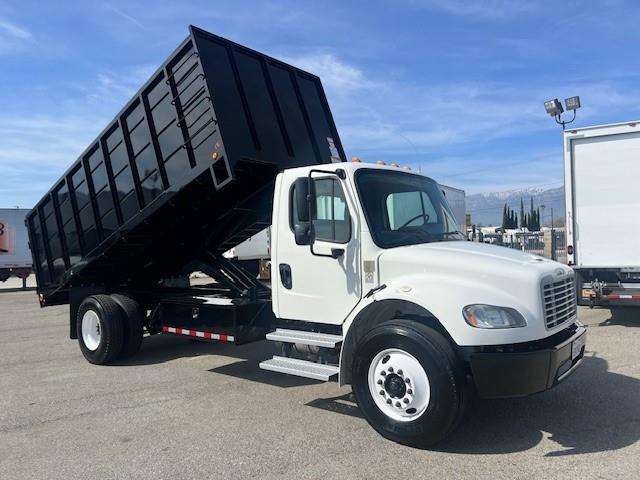 2020 Freightliner Business Class M2 106-2