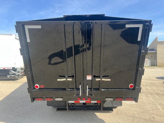 2020 Freightliner Business Class M2 106-4