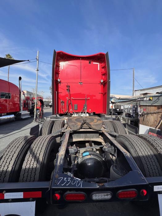 2023 Peterbilt 579-5