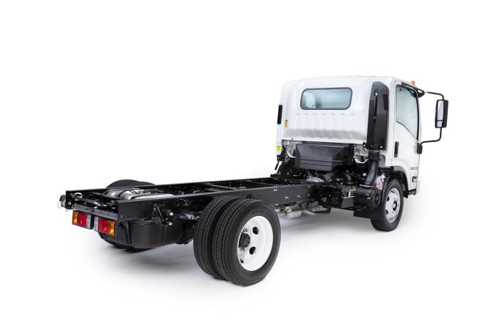 2025 Isuzu NRR-2