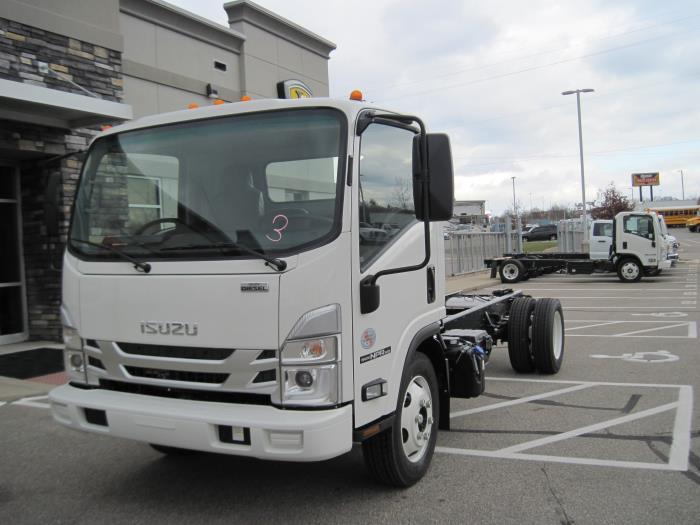 2024 Isuzu NRR-1