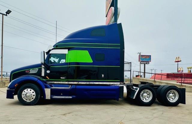 2020 Peterbilt 579-4