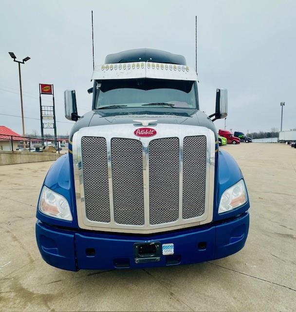 2019 Peterbilt 579-3