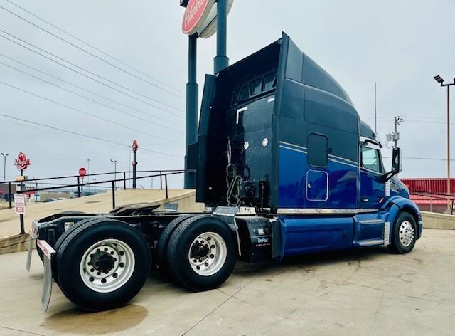 2019 Peterbilt 579-8