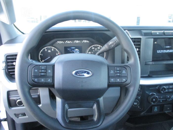 2024 Ford F-600-12