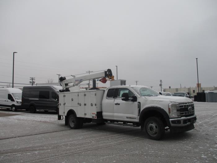 2024 Ford F-550-4