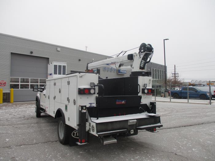 2024 Ford F-550-9