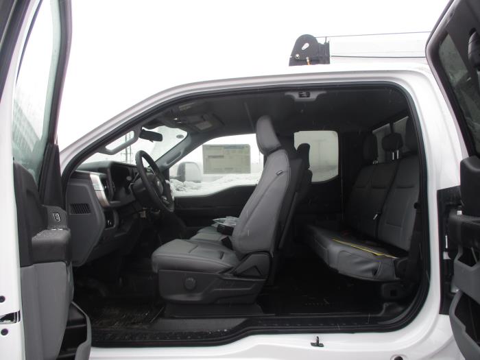 2024 Ford F-550-14