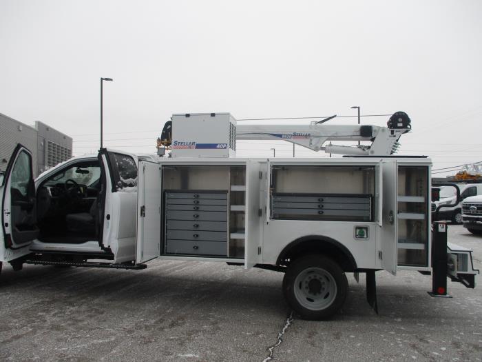 2024 Ford F-550-16
