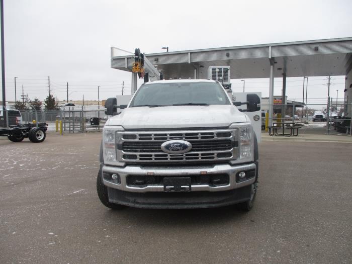 2024 Ford F-550-2