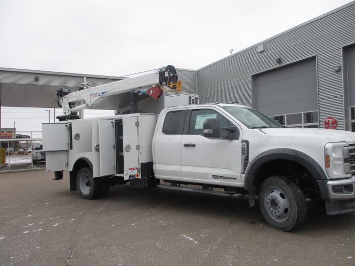 2024 Ford F-550-4