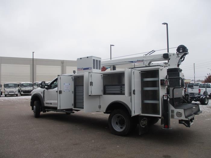 2024 Ford F-550-9