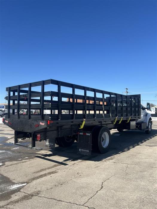 2025 Ford F-750-6