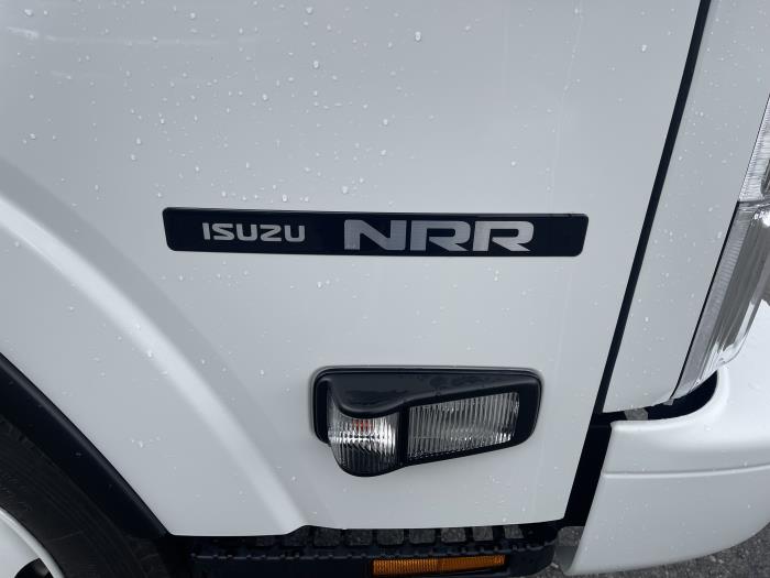 2024 Isuzu NQR-9