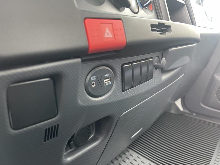 2024 Isuzu NQR-17