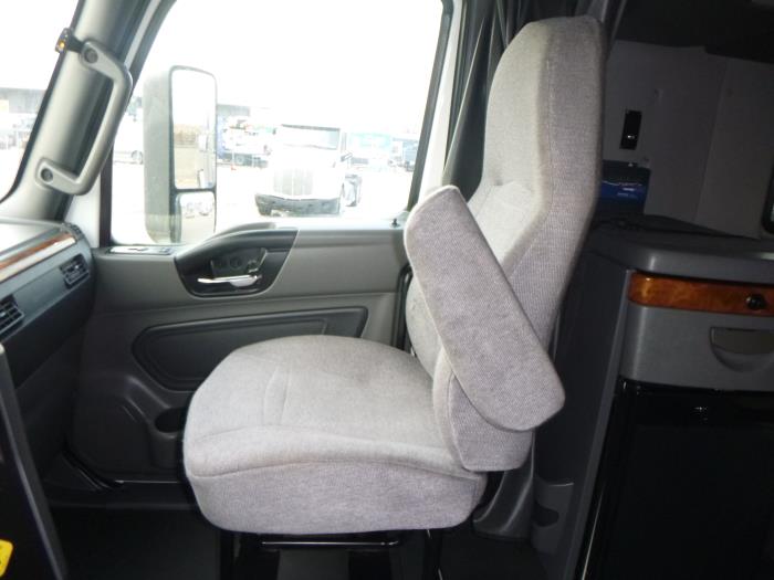 2020 International LT625-18