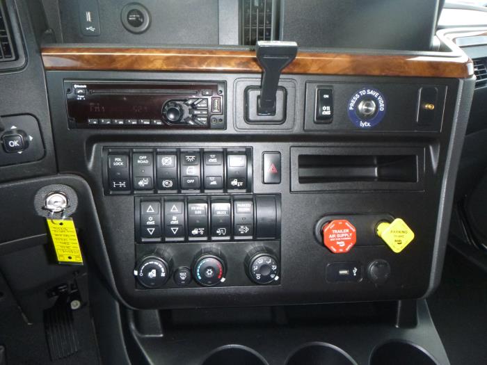 2020 International LT625-22