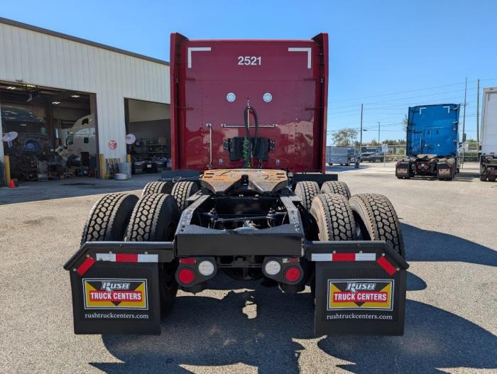 2022 Peterbilt 579-6