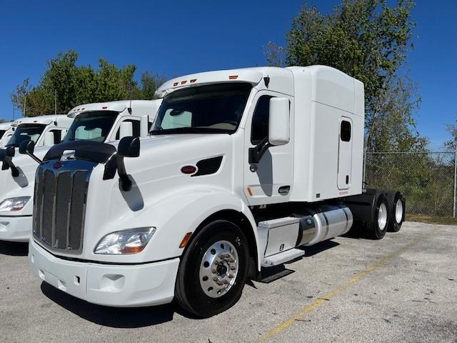 2021 Peterbilt 579-1