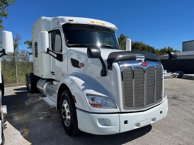 2021 Peterbilt 579-5