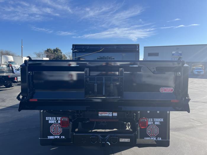 2024 Ford F-550-9