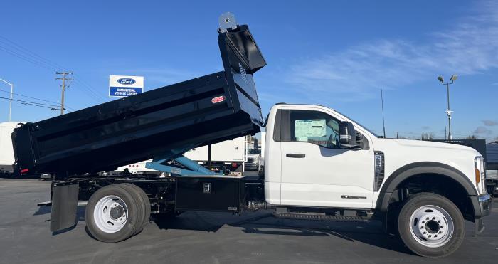 2024 Ford F-550-1