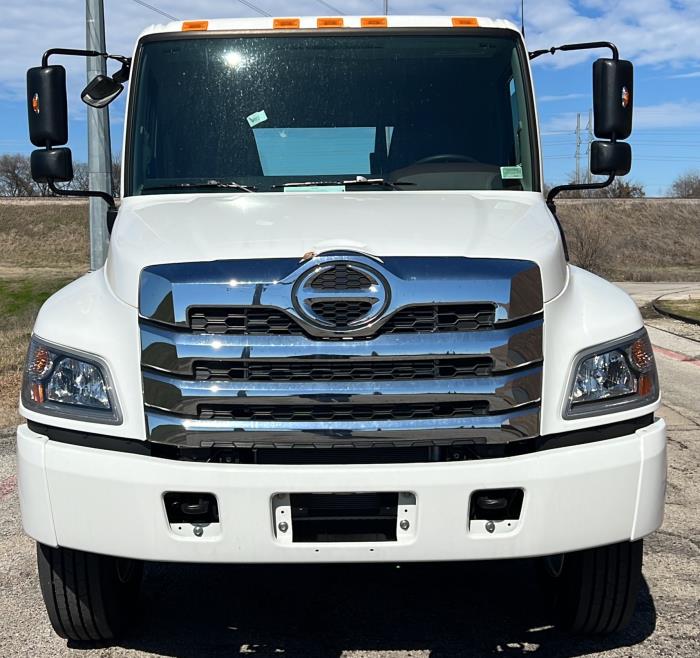 2025 Hino L6-17