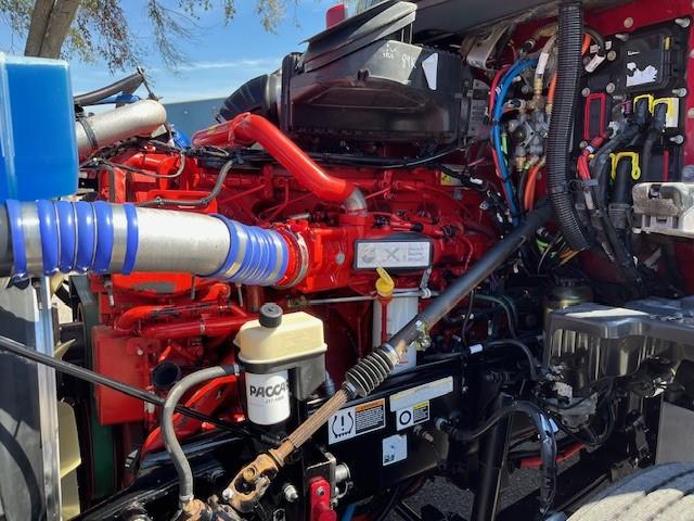 2022 Peterbilt 579-9