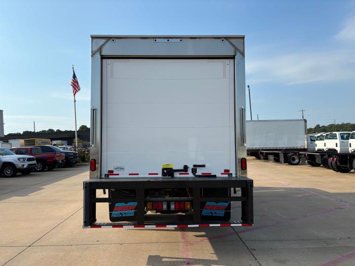 2024 Isuzu NPR-HD-6