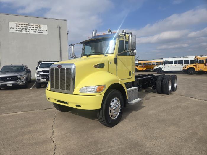 2020 Peterbilt 348-2