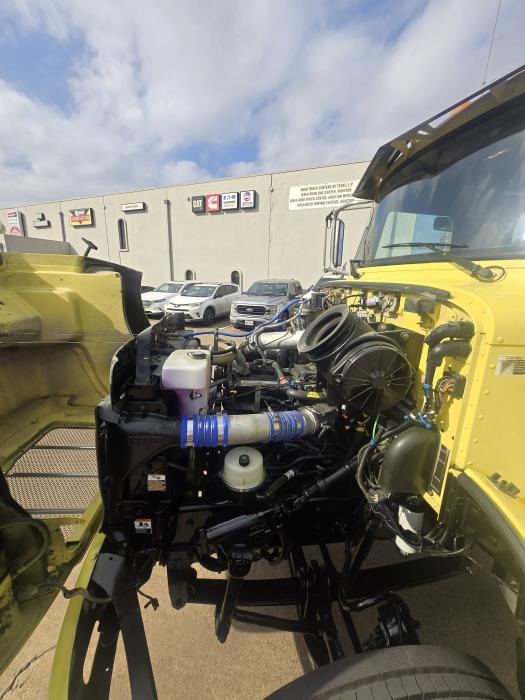 2020 Peterbilt 348-18