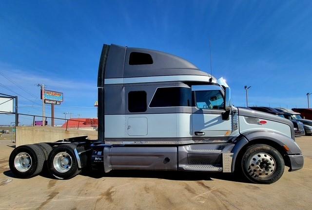 2020 Peterbilt 579-4