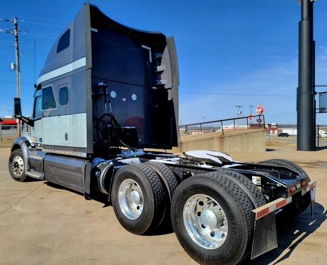 2020 Peterbilt 579-6