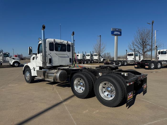 2026 Peterbilt 567-3