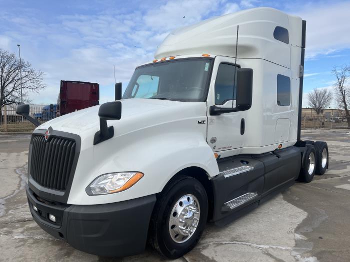 2020 International LT625-1