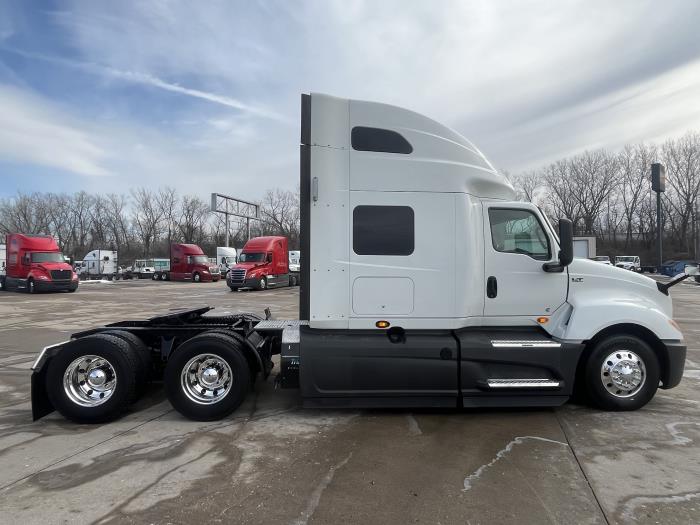 2020 International LT625-5