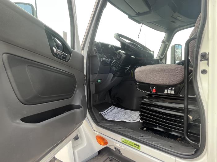 2020 International LT625-10