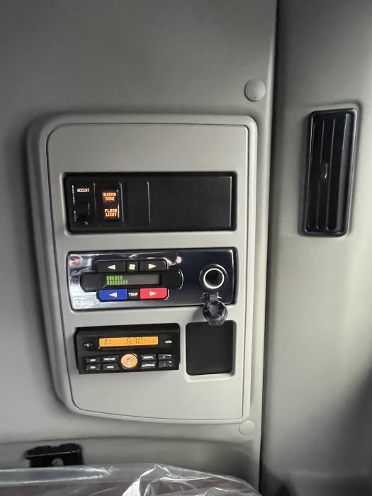 2020 International LT625-16