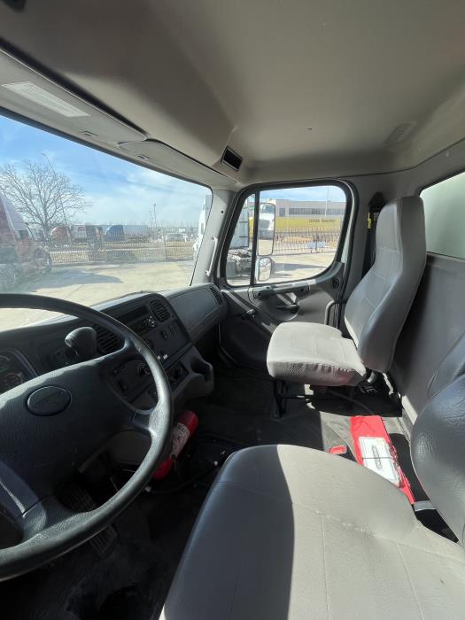 2020 Freightliner Business Class M2 106-13