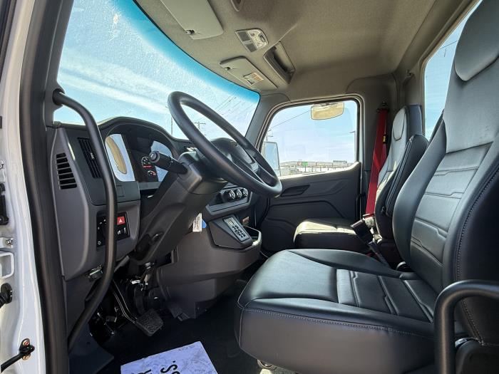 2025 Peterbilt 537-8