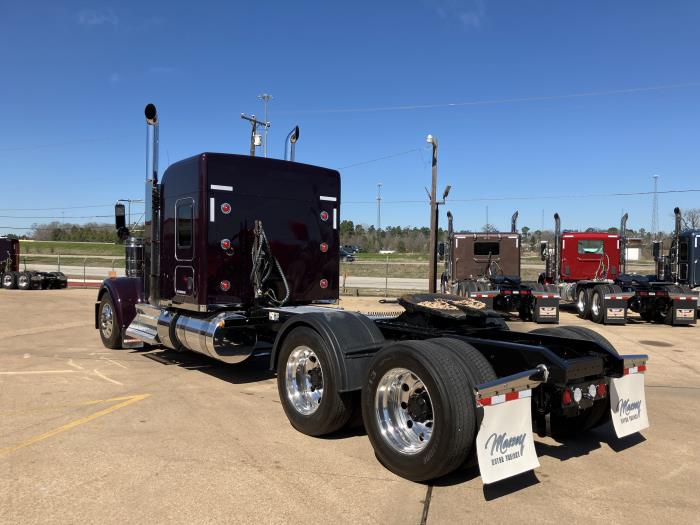 2023 Kenworth W900L-6