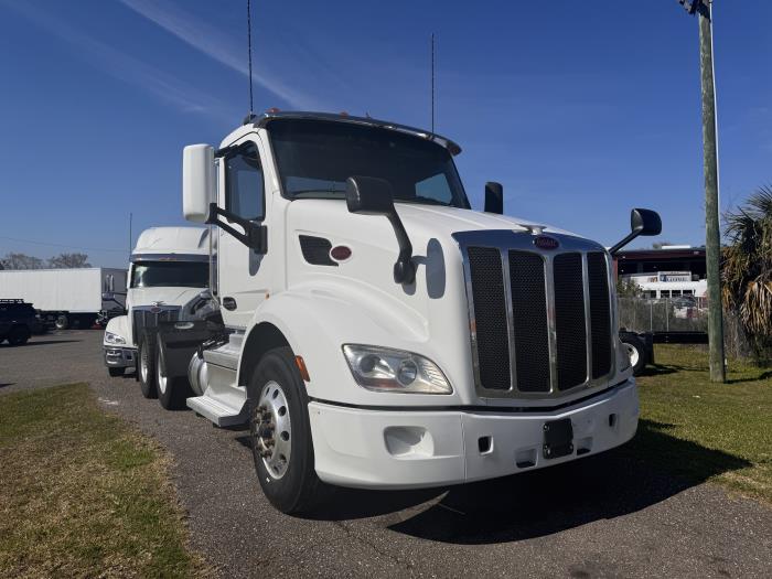 2020 Peterbilt 579-3